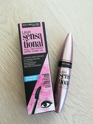 Maybelline maskara