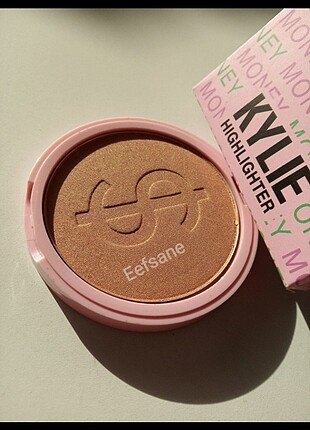 Highlighter bronzer