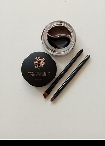 Jel eyeliner 