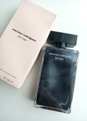 Narciso Rodriguez parfüm 