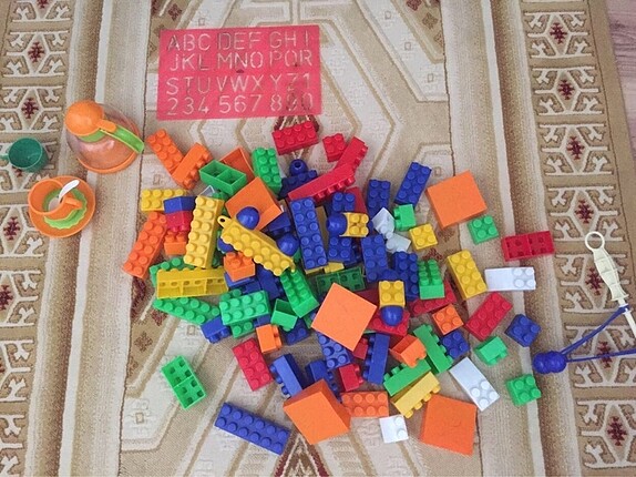 Renkli Lego