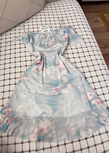 Bershka Baskılı Volanlı Tül Mini Elbise