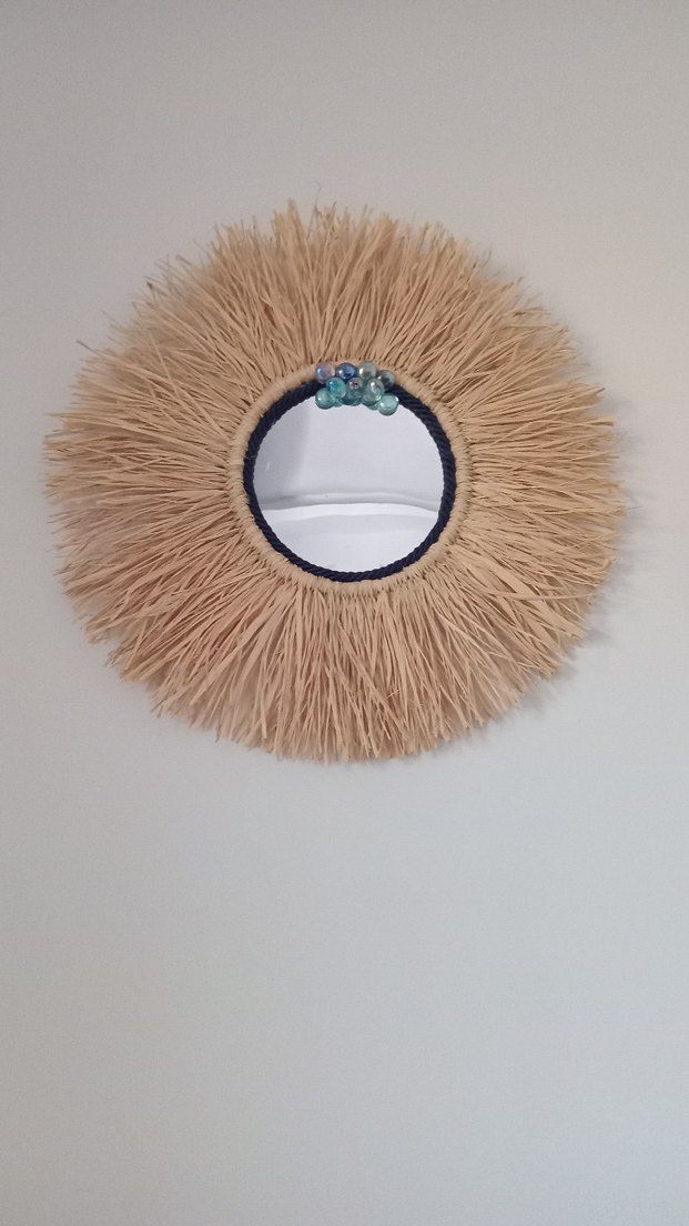 Bej Dekoratif Yuvarlak Ayna - Görsel 2