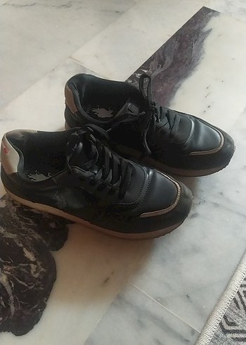 Siyah Bağcıklı Street Style Kadın Spor Ayakkabı