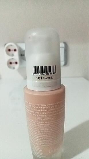 Flormar Flormar Fondöten , Açık ton