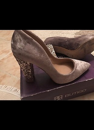 Kalın topuk stiletto