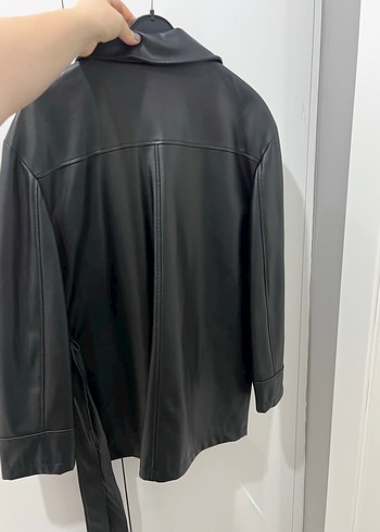Siyah Kemerli Kadın Deri Ceket - Görsel 3