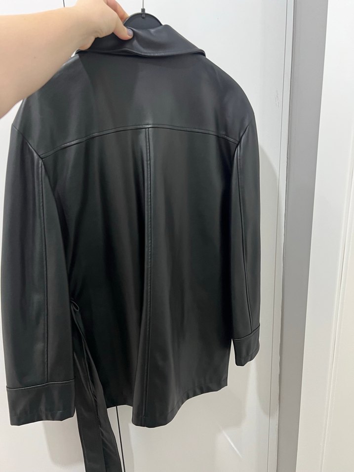 Siyah Kemerli Kadın Deri Ceket - Görsel 3