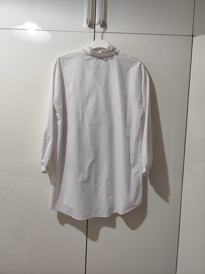 Beyaz Keten Fırfırlı Bohem Kadın Gömlek - Görsel 4