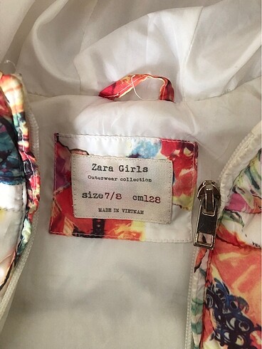 Zara Zara orijinal şişme yelek kapüşonlu