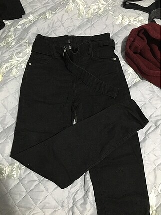 xs Beden siyah Renk Bershka pantolon