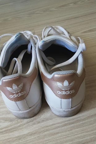 38 Beden beyaz Renk Adidas superstar harika kacirmayin