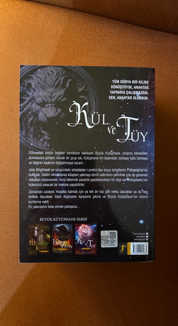 Kül ve Tüy - Rachel Caine - Görsel 2