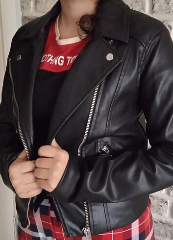Az Kullanılmış H&M Deri Ceket