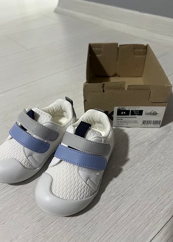Erkek Çocuk Beyaz Gri Cırt Cırtlı Spor Ayakkabı