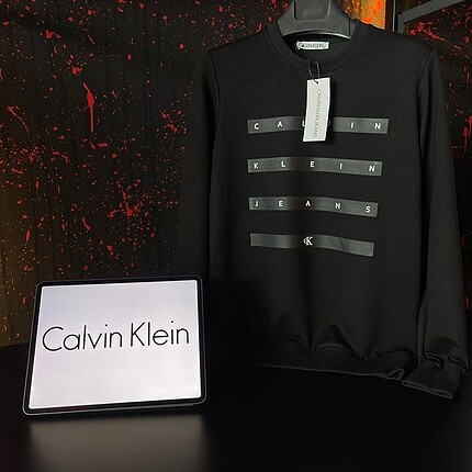 Calvin Klein etiketli sweatshirt