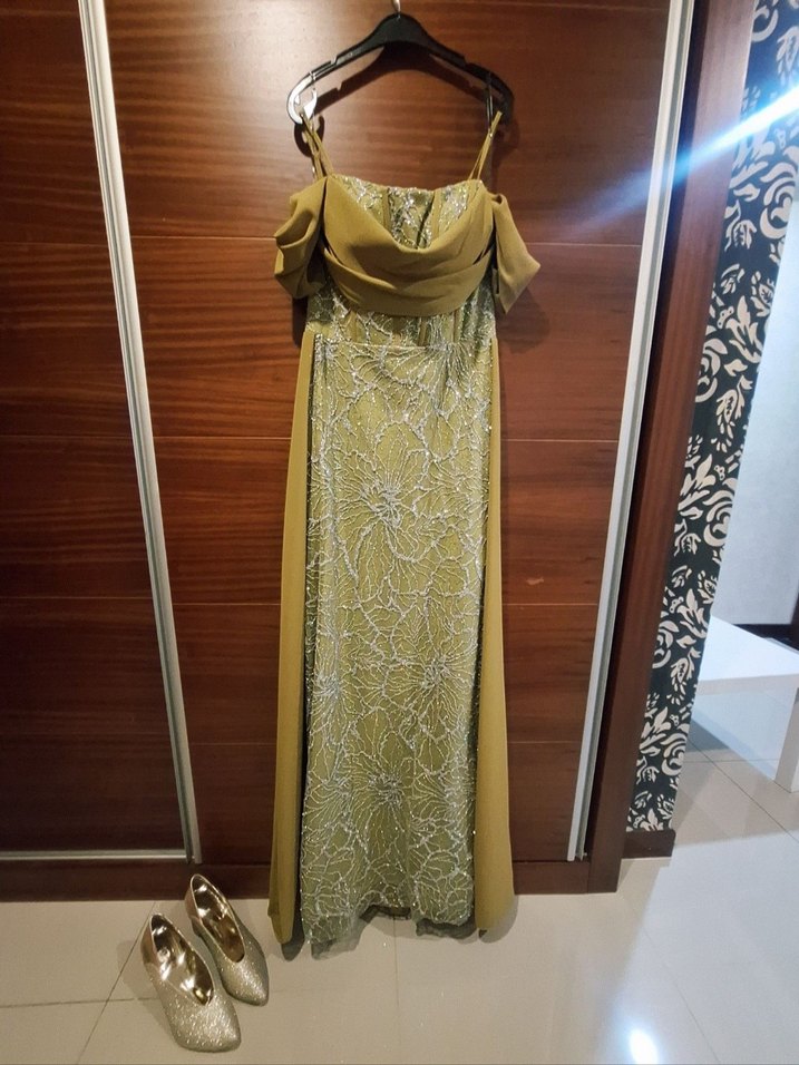 Drapeli Straplez Haki Uzun Bohem Elbise - Görsel 4