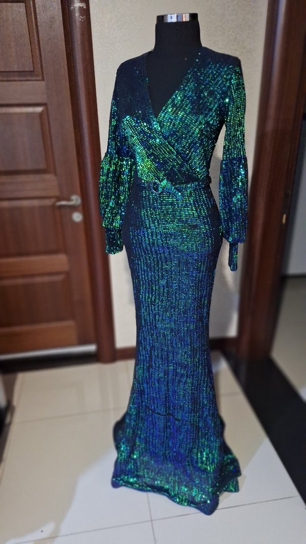 Uzun Kol Drapeli Renkli V Yaka Elbise - Görsel 5