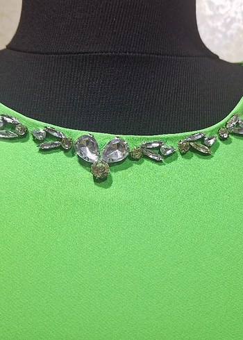 Düğmeli Yeşil Kadın Uzun Elbise - Görsel 4