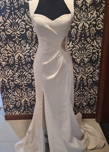 Beyaz İşlemeli Uzun Abiye Elbise - Görsel 2