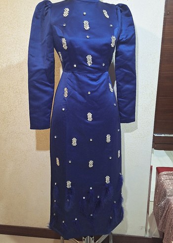 Uzun Kollu Boncuk İşlemeli Mavi Abiye Elbise - Görsel 2