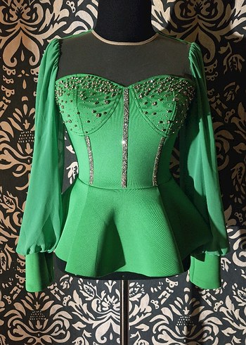 Uzun Kol Detaylı Boncuk İşlemeli Yeşil Abiye - Görsel 2