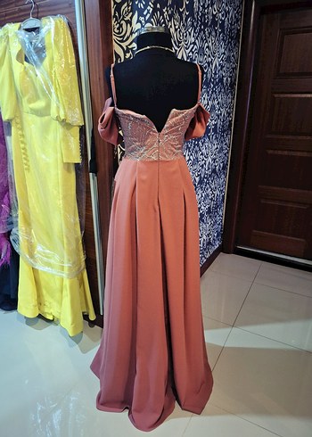 Bordo İşlemeli Straplez Uzun Abiye Elbise - Görsel 4