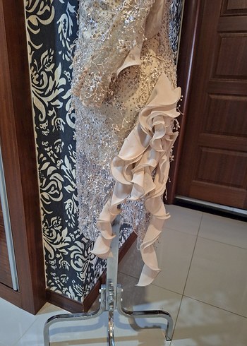 Bej Uzun Kollu Dantel İşlemeli Abiye Elbise - Görsel 4