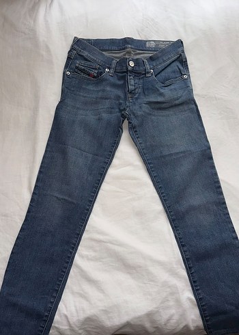 Diesel Koyu Mavi Dar Kesim Denim Jean