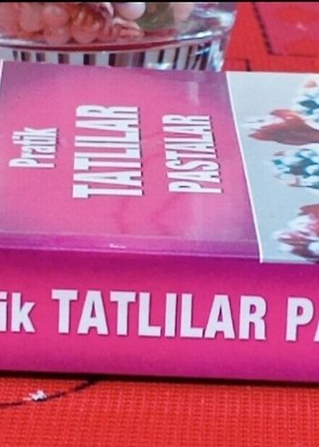 Pratik Tatlılar ve Pastalar Kitabı - Görsel 2