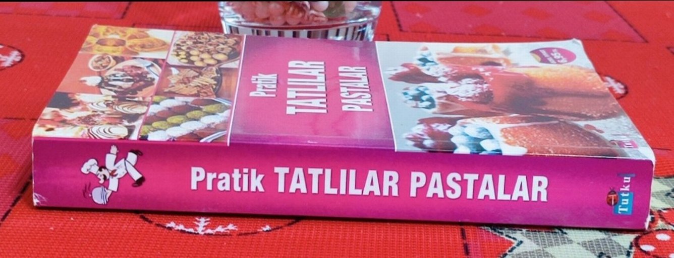 Pratik Tatlılar ve Pastalar Kitabı - Görsel 2