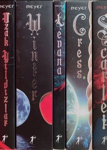 Marissa Meyer - Bir Ay Günlüğü Serisi - Görsel 3