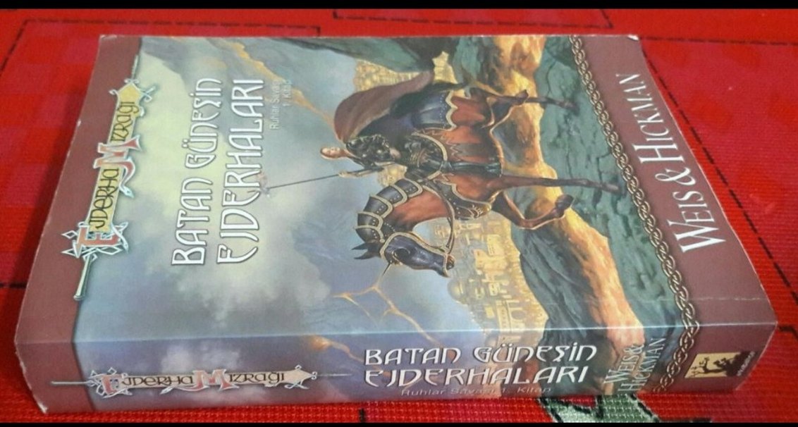 Batan Güneşin Ejderhaları - Weis & Hickman - Görsel 2