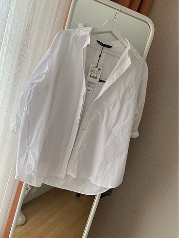 Zara Zara beyaz poplin gömlek