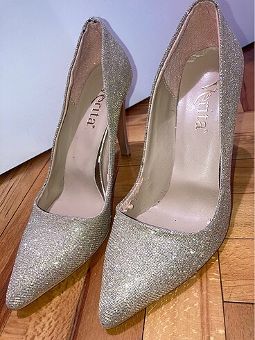 Diğer simli stiletto