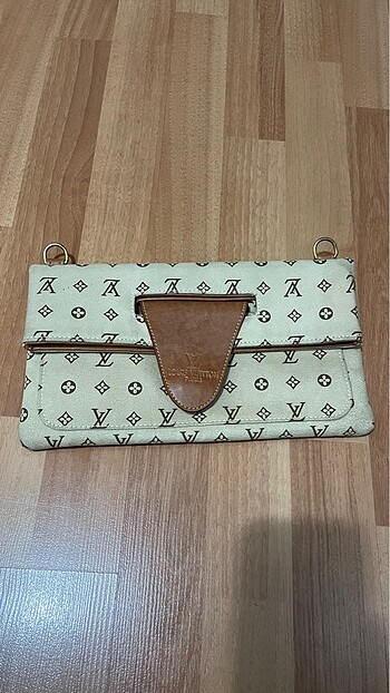 LV Clutch