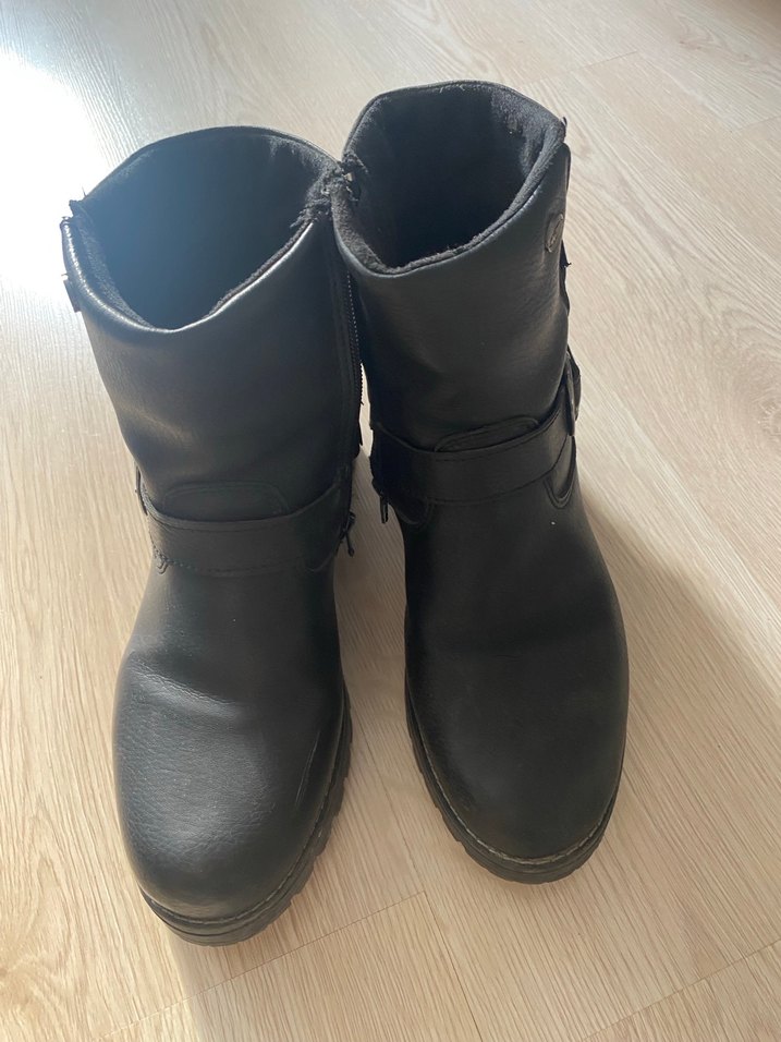 Siyah Deri Tokalı Kadın Biker Botu - Görsel 3