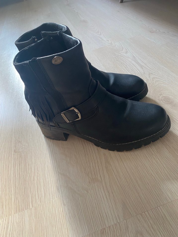 Siyah Deri Tokalı Kadın Biker Botu - Görsel 4