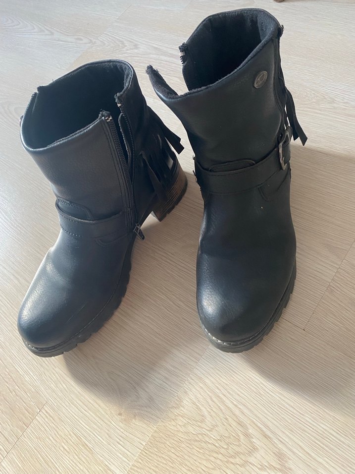 Siyah Deri Tokalı Kadın Biker Botu - Görsel 5