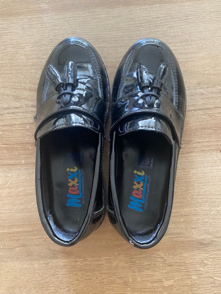 Erkek Çocuk Siyah Rugan Tokalı Ayakkabı - Görsel 2