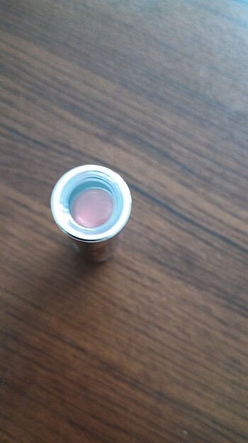 Beden Yeni Flormar lipstick ruj 022 numara istediğiniz numara olursa y