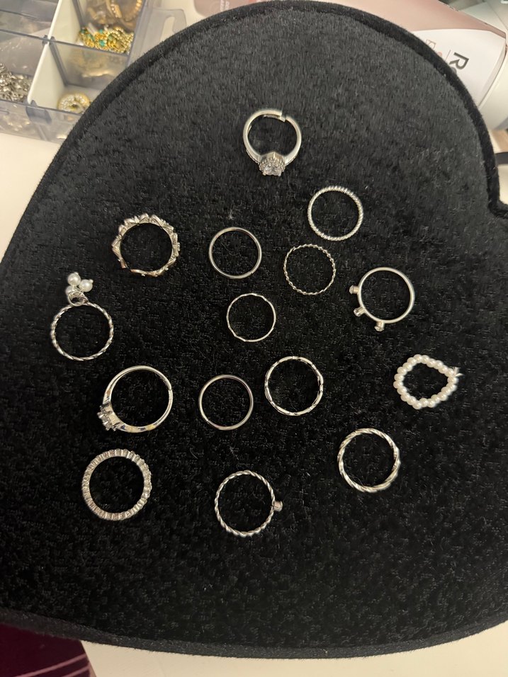 Beyaz İşlemeli Boncuklu Kadın Yüzüğü - Görsel 3