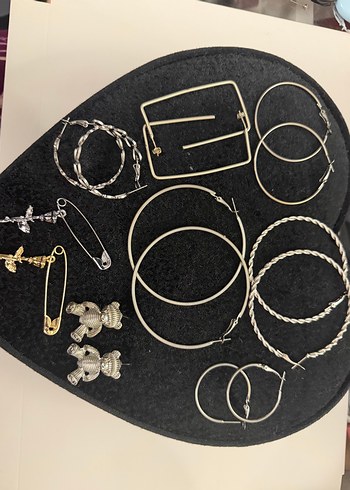 Vintage Tarz Altın Renkli Tokalı Küpeler - Görsel 4