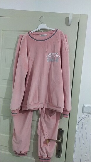 Kadın pijama eşofman takımı 