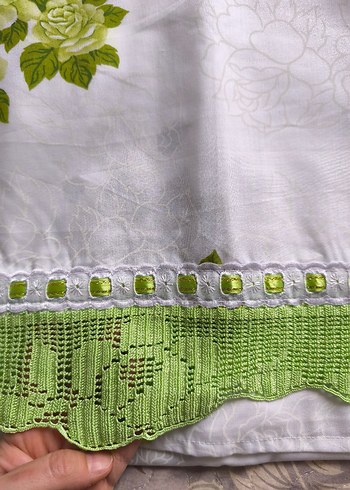 İşlemeli Beyaz ve Gri Yatak Örtüsü - Görsel 6