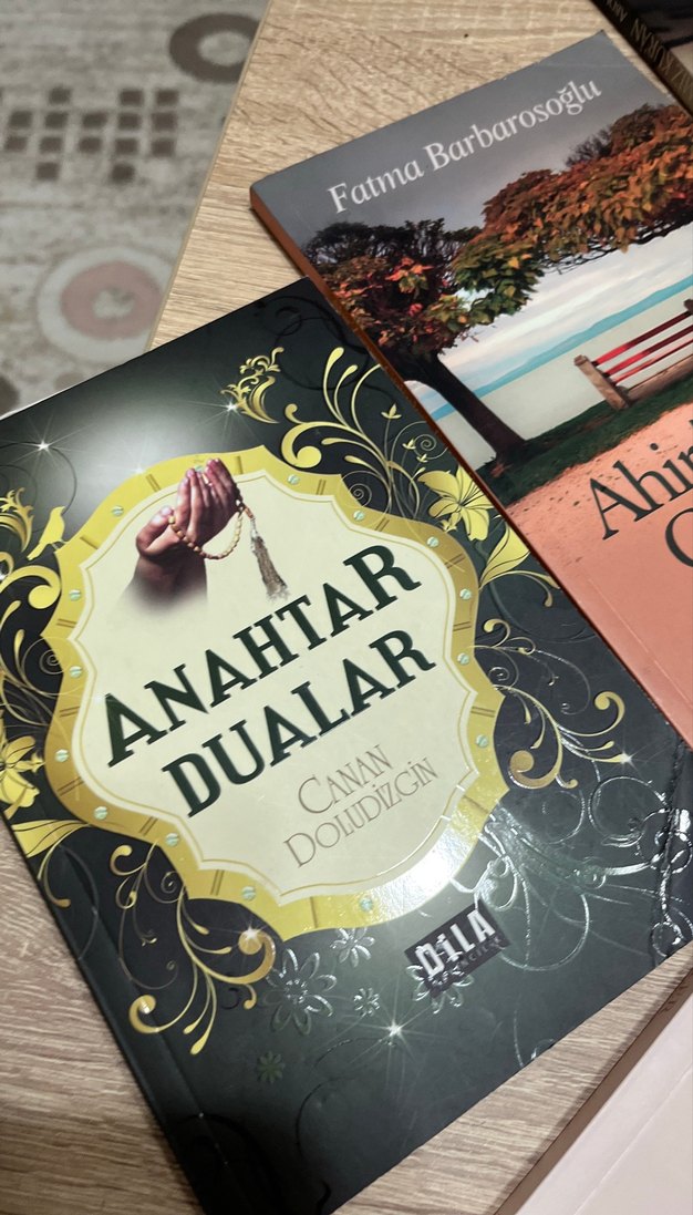 Çeşitli Roman ve Dua Kitapları tek tek sorun - Görsel 3