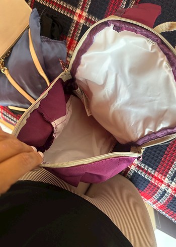 Bordo Fermuarlı Kadın Sırt Çantası - Görsel 2