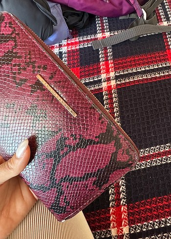 Kırmızı Yılan Desenli Fermuarlı Kadın Cüzdan - Görsel 4