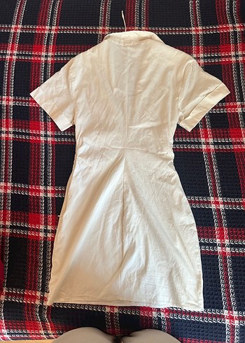 Beyaz Fitted Midi Elbise Halter Yaka Kısa Kollu - Görsel 4