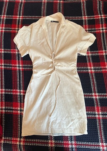 Beyaz Fitted Midi Elbise Halter Yaka Kısa Kollu - Görsel 2